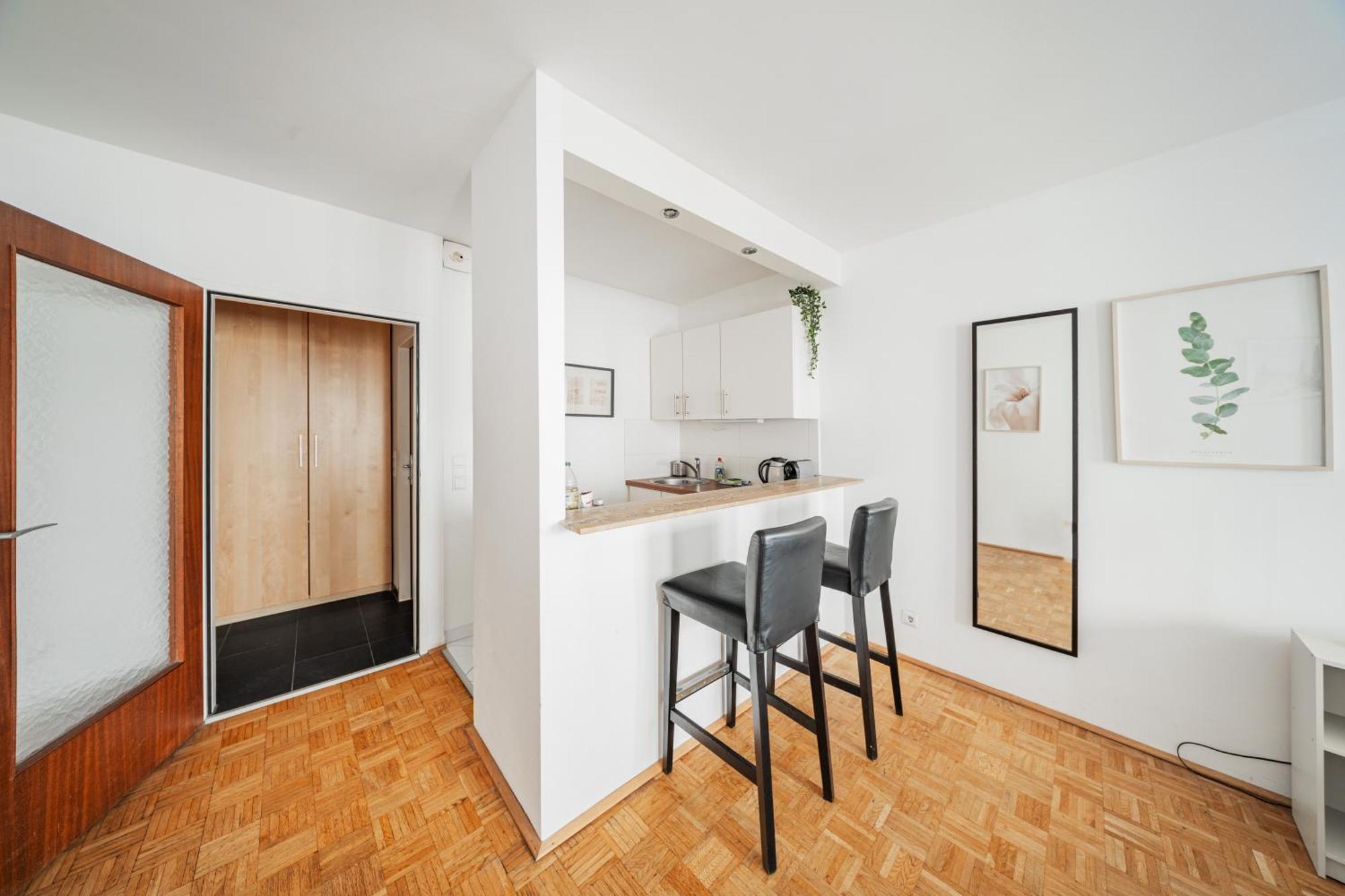 Apartamento Studio Next To Karlskirche #17 Viena Exterior foto